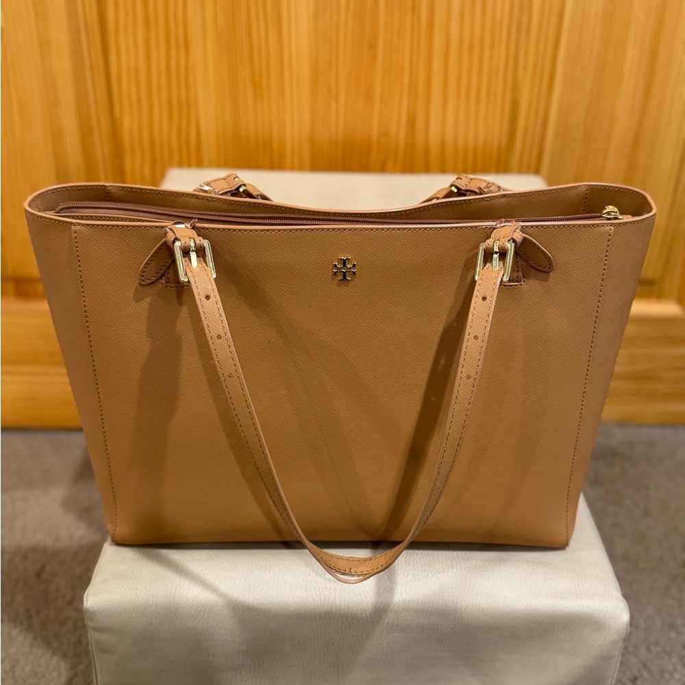 Tory Burch Caramel Leather Tote with Gold Logo